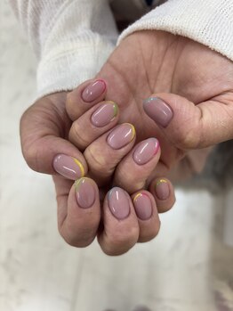 グラデーションカラー細フレンチ