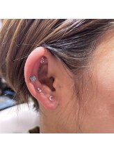 ラシンバン(Lashinvan)/耳ツボジュエリー