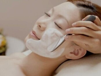 フェイス アップ 藤ヶ丘店の写真/【初めての方・敏感肌の方もOK】お顔のお手入れで印象UP！結婚式やイベント前に◎お顔剃りコース¥3,500～