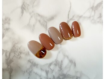 オパール(Opal)/秋色べっ甲ネイル