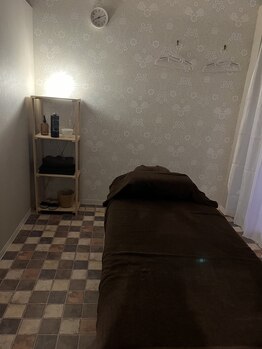 モムン(MOMUN)/アロマリンパケア店内写真