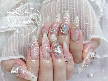 ル ミリィ(le milre)/チーク×フラッシュネイル♪