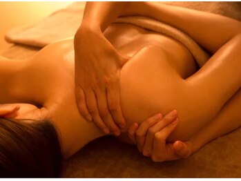 エムティーサロン(Mtsalon)/肩と首の張り!太って見える!?