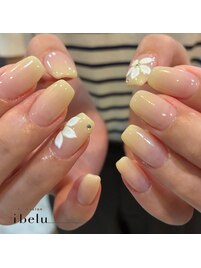 フラワーネイル