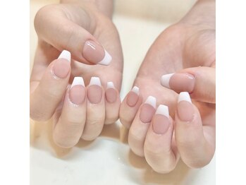 アイラッシュサロンアールツー(eyelash salon R2)/フレンチネイル