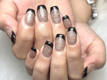 マリリス(Mariris)/【わかなネイルデザイン】