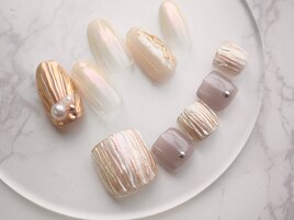 大人シェルのお揃いネイル