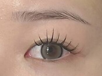 コルフロウ(COL flour)の写真/【圧倒的キープ力】LEDマツエク×フラットラッシュで驚きのモチを実現！超軽量＆高技術で理想の目元続く♪