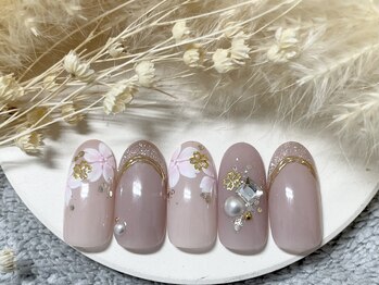 ネイルルームシャイン/