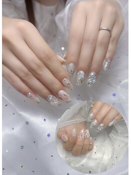 アミネイル(Ami Nail)/ワンホンガーリーネイル