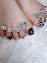 ヌイ バイ ビジュウ(nui by BIJOU)/フットネイル