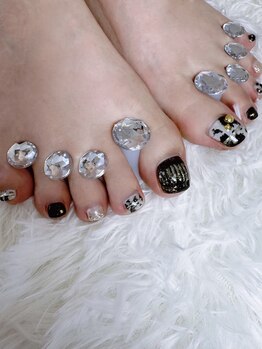 ヌイ バイ ビジュウ(nui by BIJOU)/フットネイル