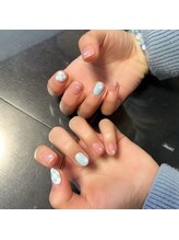 サムズアップネイル(thumbs up nail)/ハンド自由デザイン