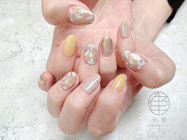 【季節のDESIGN】初回オフ無料！