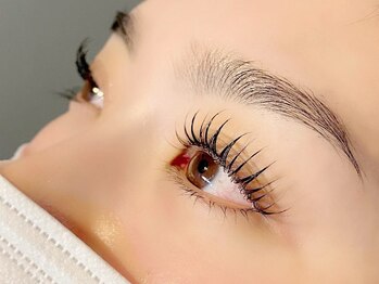ナナ(NANA)の写真/【セットがお得☆】ラッシュリフト＆美眉WAXスタイリングで垢抜け目元に！嬉しいアイシャンプー付で持ち◎