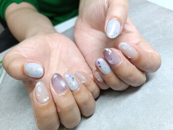 ネイルサロン ユーア(Yu a)の写真/【口コミ高評価】柏駅徒歩1分★定額¥7980～色替えOK♪店内に100種以上デザインご用意☆持込みデザインも◎