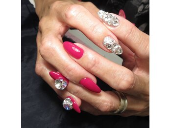 コットンローズ(Cotton Rose)/スワロフスキーネイル