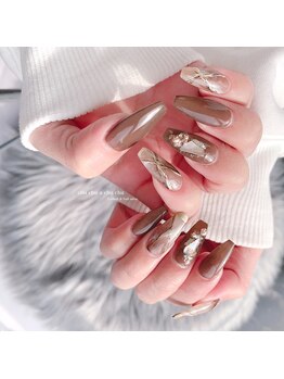 チュチュアチュチュ(chuchu a chuchu)/brown × nuance nail