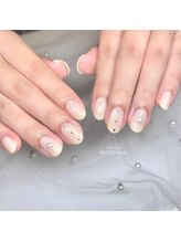 リッシュ トロワ(RICHE trois)/キラキラホワイトカラー♪