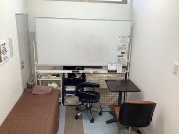ゼロヒャク整骨院(ZERO100整骨院)/カウンセリングルーム