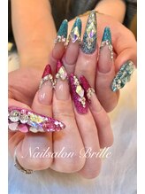 エスフィーネイルサロン ブリーユ(Esfy nailsalon Brille)/キラキラネイル