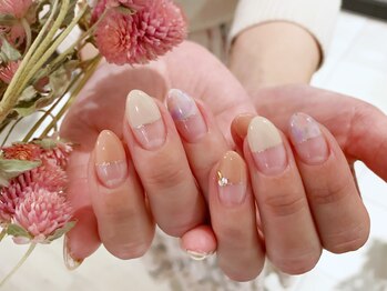 ネイルズ ララ(nails Lala)/フラワーフレンチ。