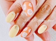 ネイルサロン ブランシュール(Nail Salon Blancheur)/【ワンカラー＆デイジーネイル】