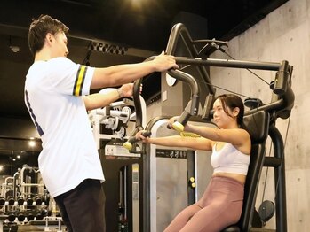 テイショウGym整骨院の写真/【玉出駅5番出口から徒歩1分！】20時まで営業。駅近の好立地でお仕事帰りや空いた時間にも通いやすい♪