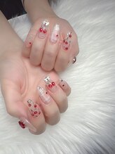 アミネイル(Ami Nail)/ワンホンガーリーネイル