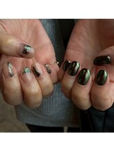 スタジオ ロワリー(studio Lowaly)/ミラーネイル　ちぐはぐネイル