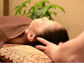 リンパリゼ/ヘッドマッサージ