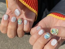 カーティシーネイルズ(curtisii NAILS)/マグネットにアクセントマーブル