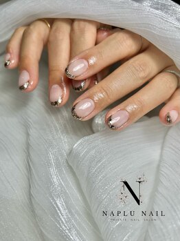 ナプラネイル(Naplu nail)/ラメフレンチ