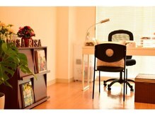 ネイルサロンロザリサ(nail salon Rosa Risa)の雰囲気（静かに過ごせるプライベート空間。）