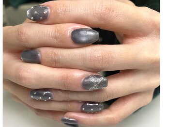 ネイルサロンルーミー(ROOMY)/マグネット＋アートサンプルより