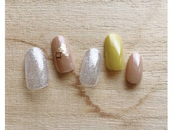 ココルポ 京橋(COCORUPO)/ベージュ × ラメ