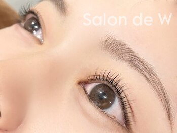 サロンドダブリュ 横浜店(salon de W)の写真/貴方の魅力を引き出す上品でナチュラルなお目元をご提案♪高技術力×提案力×圧倒的キープ力で定評あり◎