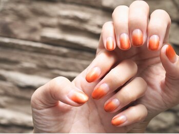 ネイルサロン ルーム 本八幡店(ROOM)の写真/ラメグラ¥4000/ワンカラー¥4500/定額¥5000~!可愛いデザインを豊富にご用意♪オフも自爪を削らずモチ抜群◎