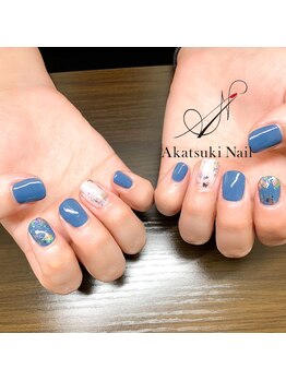 ブルー×乳白色