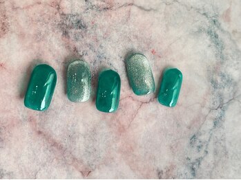 ミーム(meme)/塗りかけ　マグネットネイル