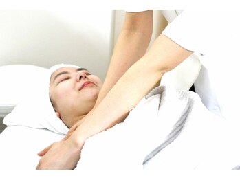 ポーラ 郡山菜根店(POLA)/デコルテケア