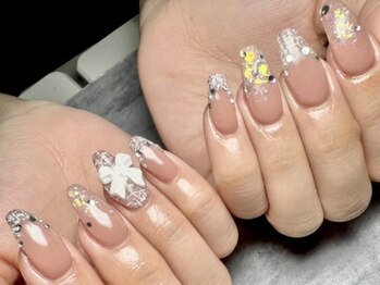 ヴィダ ネイルズ(VIDA NAILS)の写真/好みに合わせてやり放題メニューあり◎イベントにもピッタリな華やかネイルで周りと差がつく指先に★