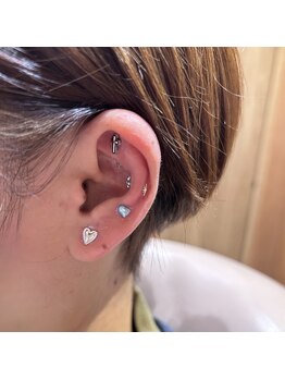 ラシンバン(Lashinvan)/耳ツボジュエリー