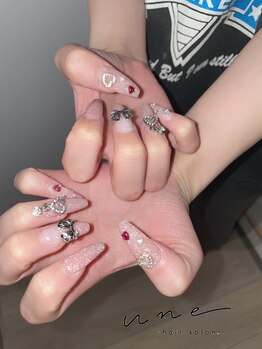 ユヌネイル(une nail)/
