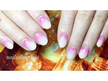 ネイルサロン ビビ(bibi)/根元グラデーション