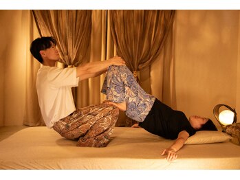 アルン(arun)の写真/タイ古式ならではのほぐし×ストレッチでシャキッと整うスッキリ感♪肩こり/腰痛/目の疲れでお悩みの方に◎