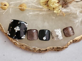 ストーンネイル/Rocher