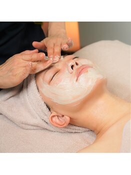 ブリリアント(Brilliant)/フェースクレイウォッシュ