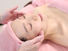 ルシェリア(Lecherien)/リフトアップマッサージ