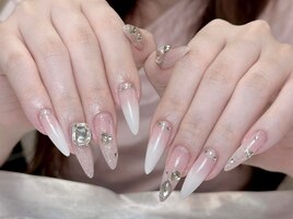 長さだし｜ビジューネイル